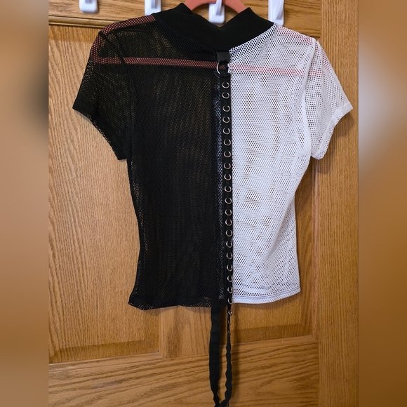 Mesh Top - Picture 2 of 3